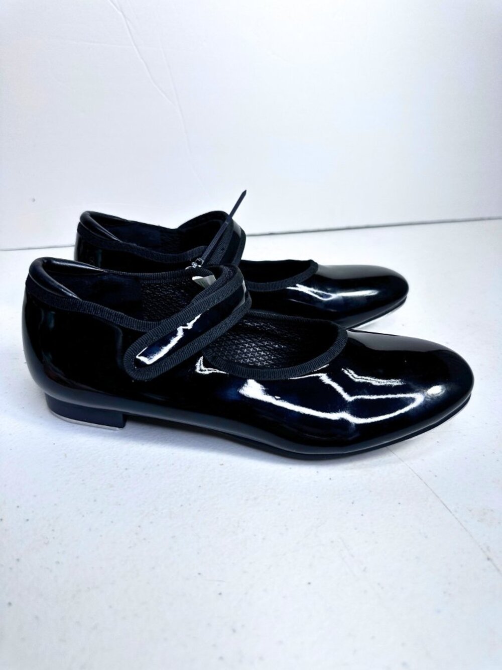 Freestyle by Danskin Black Patent Girls Tap Dance Shoes Mary Jane Youth Size 2